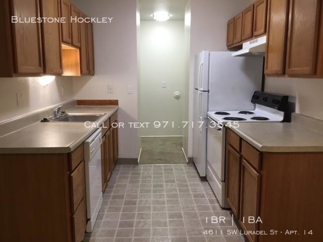 Building Photo - 1 bedroom in Portland OR 97219