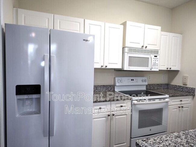 Foto del edificio - 19608 Feriba Pl