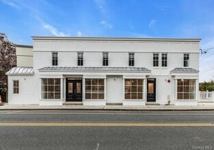 Building Photo - 1431 Old Northern Blvd
