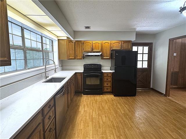 Foto del edificio - 97 Magnolia Dr