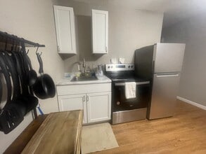 Building Photo - 8669 Historic Hwy 165