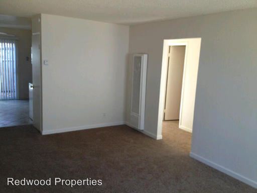 Building Photo - 1516 Sycamore Dr