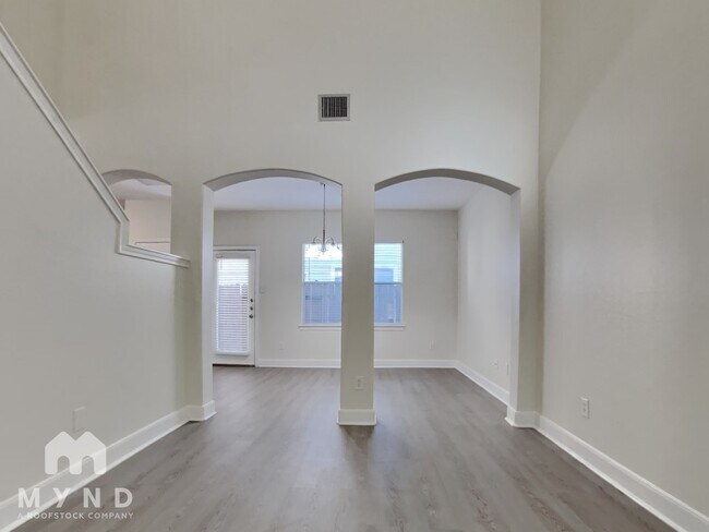 Foto del edificio - 3734 Ashford Villa Ln