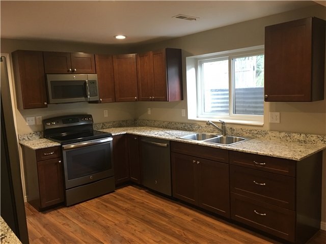 Foto del edificio - 1211 Meadow Ridge Ln