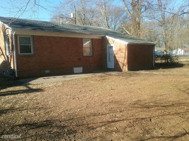 Building Photo - 3 br, 1 bath House - 1314 Old Buckroe Rd