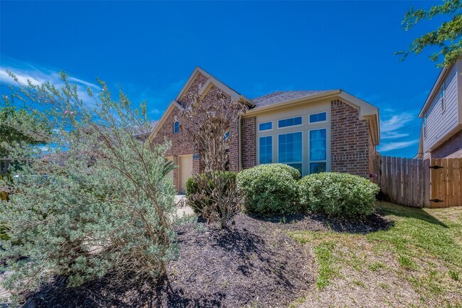 Foto del edificio - 6015 Hewes Point Ln