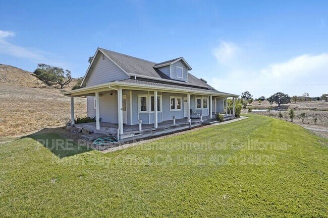 Foto del edificio - 1453 Oak Springs Ln
