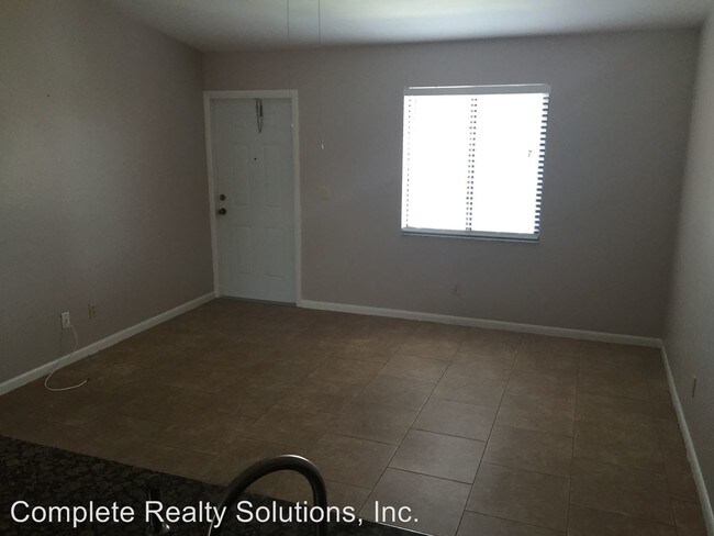Building Photo - 2 br, 2 bath House - 4903 Vincennes St. #214