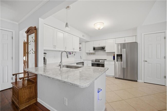 Building Photo - 2536 Farmworth Trail