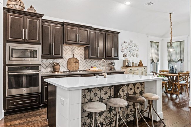 Building Photo - 27826 Hinkley Dr