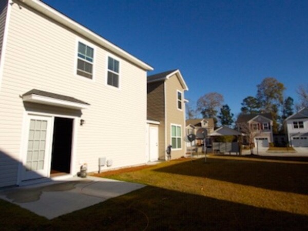 Foto del edificio - 3 Bedroom 2.5 Bath House in Grand Oaks Plantation - West Ashley