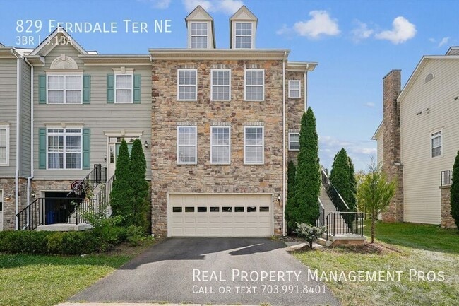 Building Photo - 829 Ferndale Terrace NE