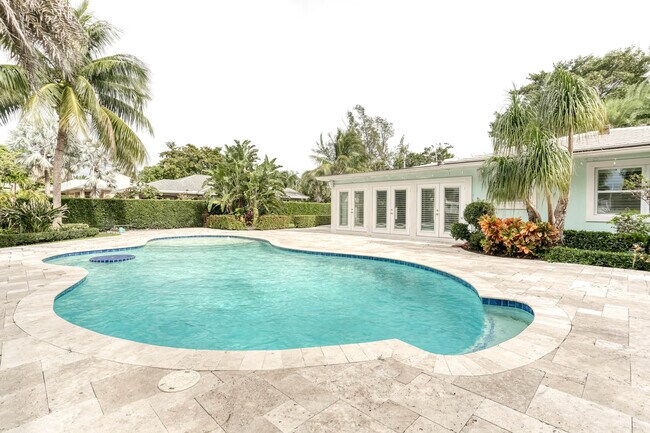 Building Photo - 12293 Coconut Row