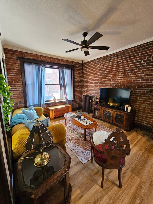 Building Photo - 1475 N Humboldt St