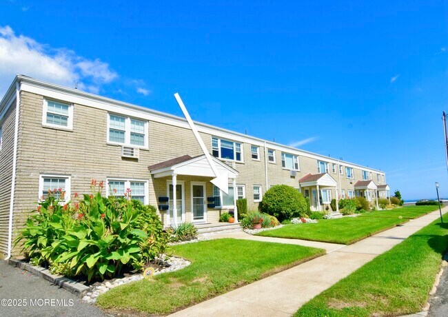 Foto del edificio - 1304 Ocean Ave N