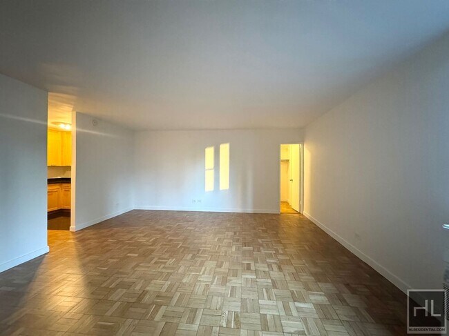 Building Photo - East 79th Street