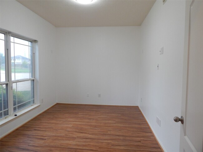 Foto del edificio - 19538 Otter Trail Ct