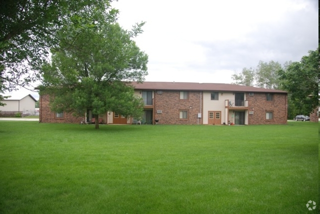 Building Photo - Moraine Court