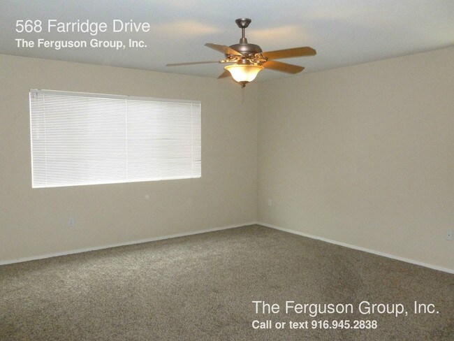 Foto del edificio - 568 Farridge Dr