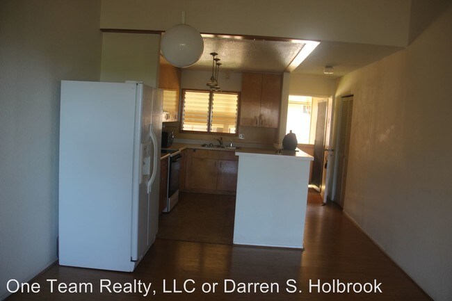 Building Photo - 3 br, 2 bath House - 98-834 Noelani St 11