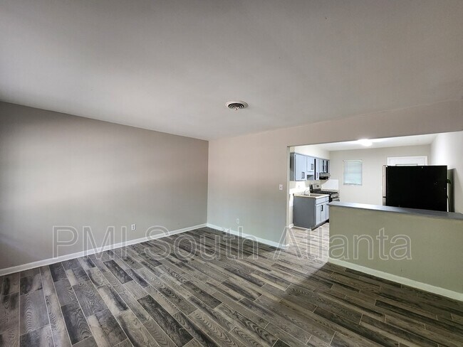 Building Photo - 6410 Raymond Terrace