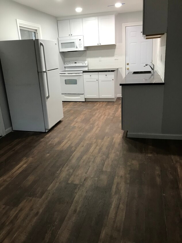 Foto del edificio - 113 Priscilla Cir