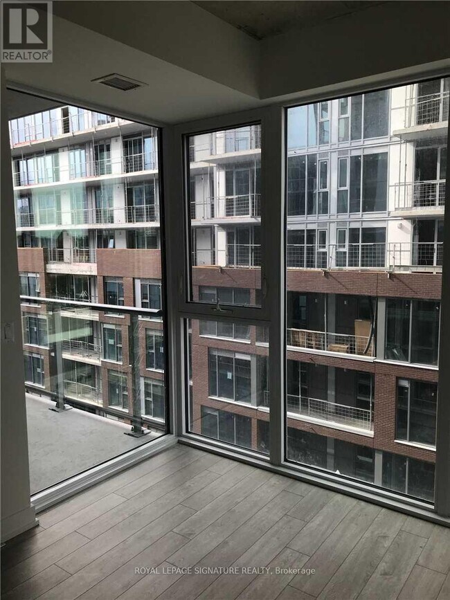 Building Photo - 15 Baseball Pl