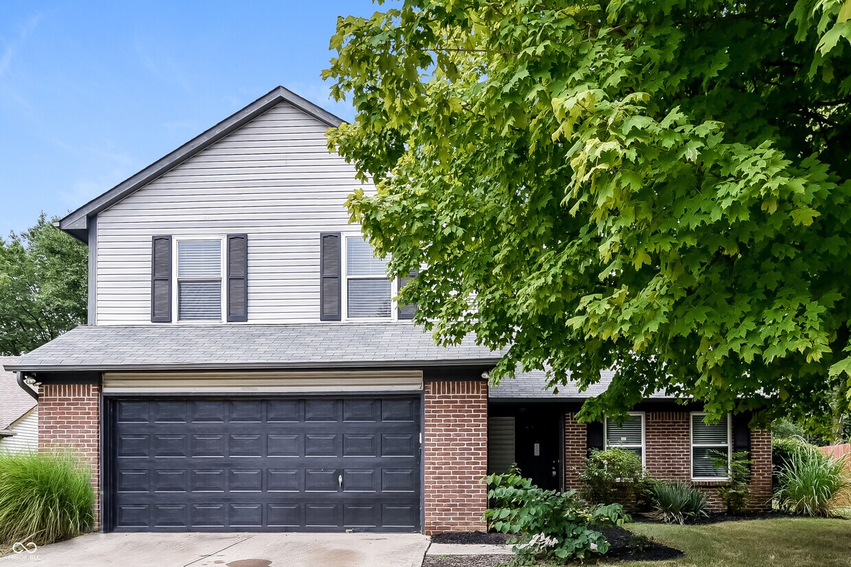 Foto principal - 12218 Van Spronsen Ct