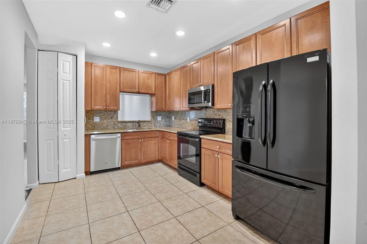 Foto principal - 16097 Poppy Seed Cir