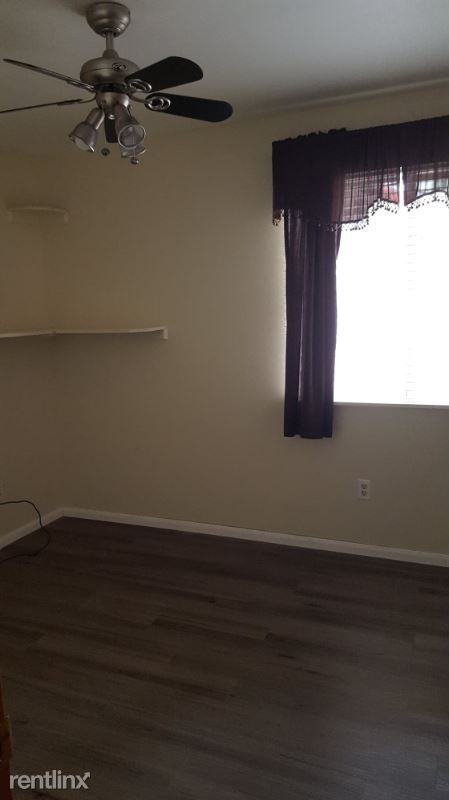 Building Photo - 1 br, 1 bath Apartment - 8818 Tommy Ct