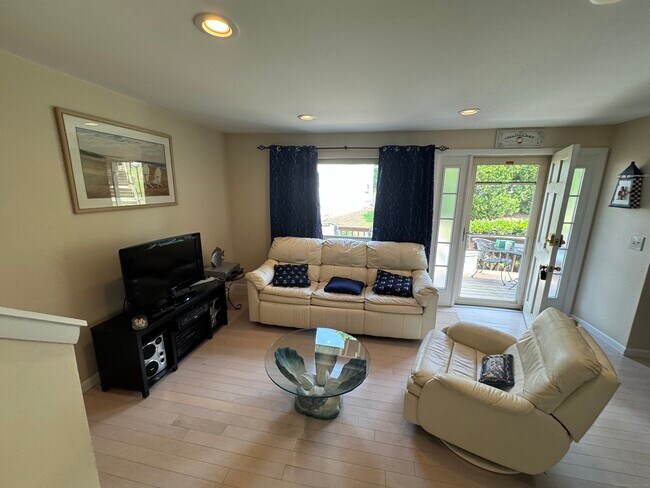 Foto del edificio - 7 Clearwater Ln