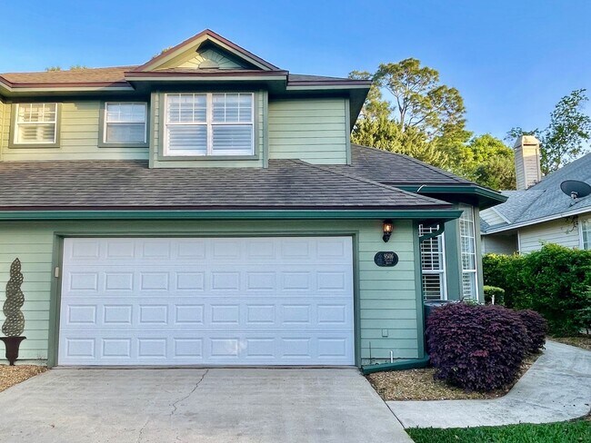 Building Photo - 95116 Village Dr