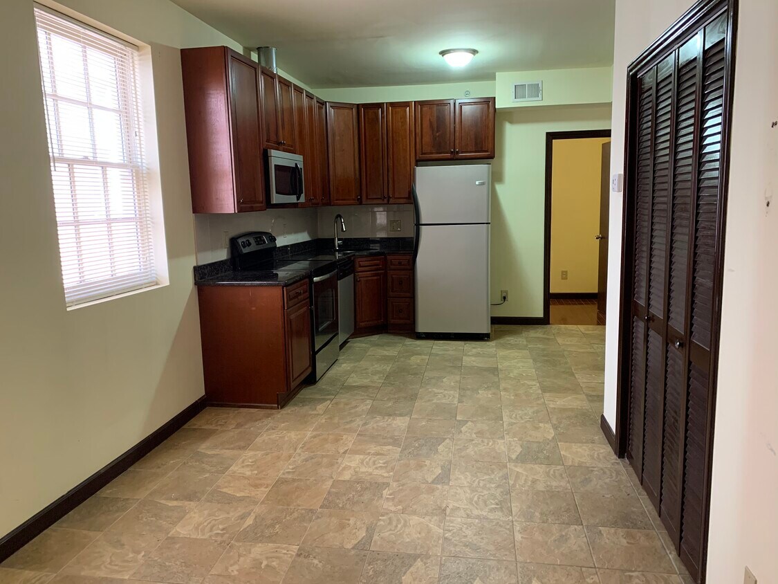 Kitchen - 230 Market St