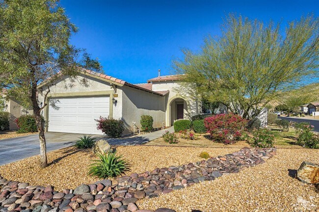 Foto del edificio - 64126 Silver Star Ave