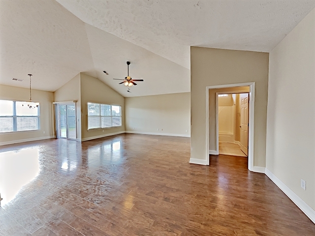 Building Photo - 1063 Savannah Avenue