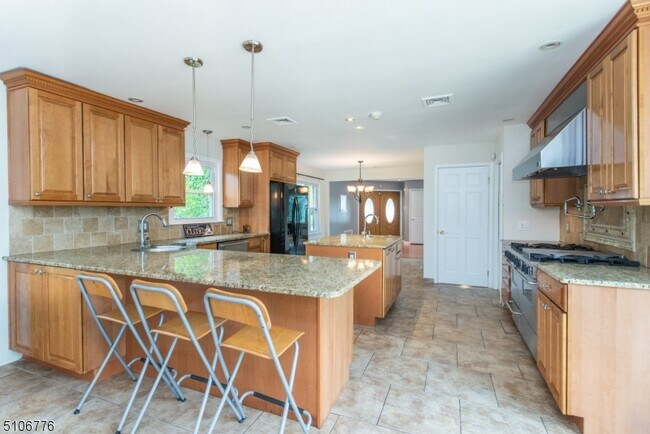 Foto del edificio - 9 Dogwood Pl