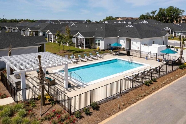 Building Photo - Arena Villas at Blue Angel