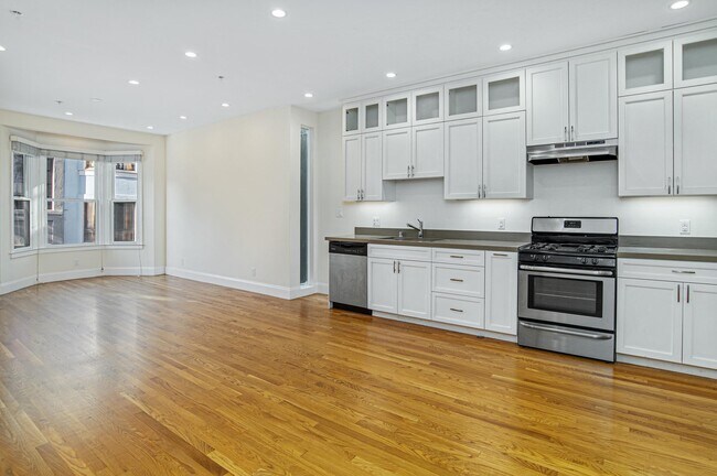 Building Photo - 639 Natoma St