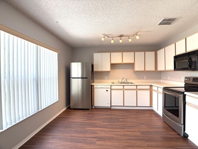 Building Photo - 287 S Walleye Dr