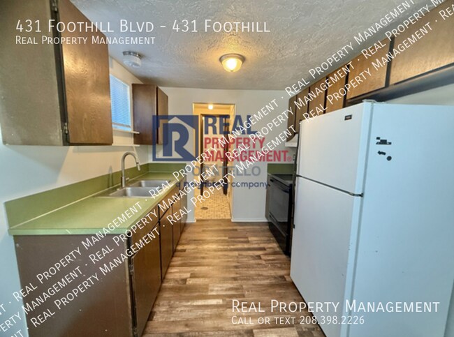 Foto del edificio - 431 Foothill Blvd