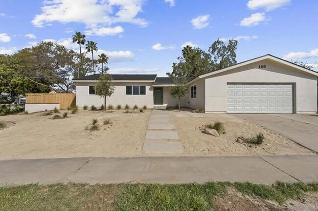 Building Photo - 195 Montebello St