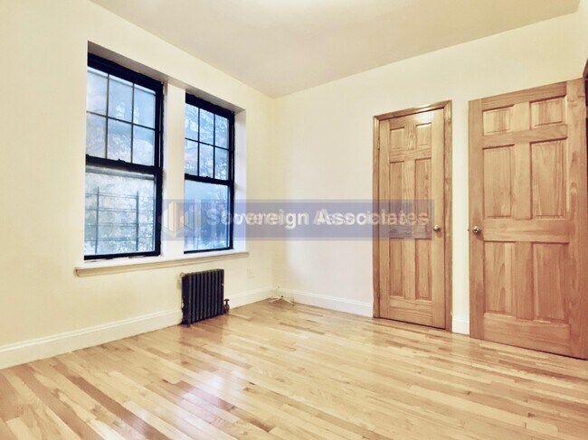 Foto del edificio - 295 Convent Avenue