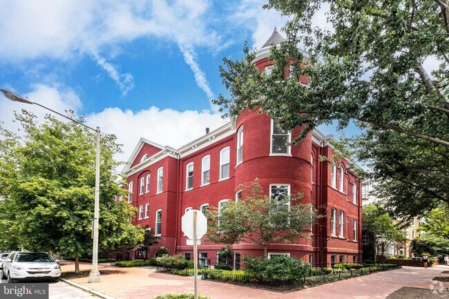 Building Photo - The Logan School Condominium