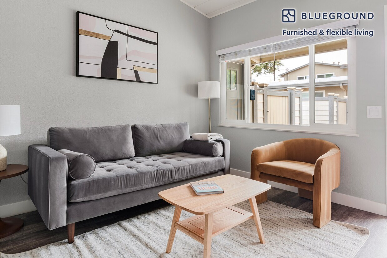 Foto principal - 727 Layne Ct