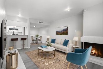 Building Photo - Regal Court Apartments