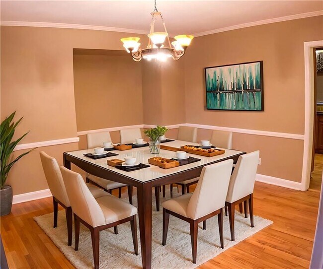 Foto del edificio - 998 Ferncliff Rd NE