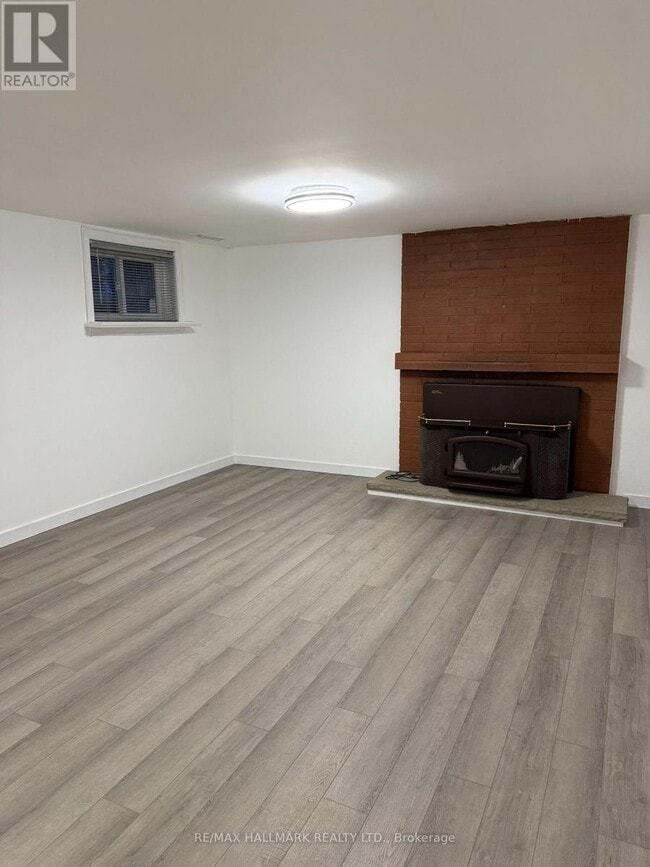 Building Photo - 43 Commons Dr