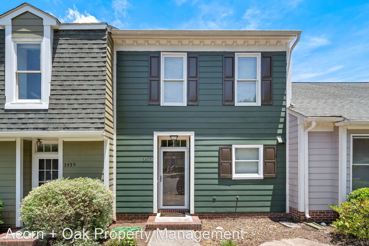 Primary Photo - 2 br, 2.5 bath House - 3437 BALFOUR EAST