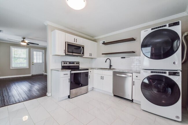 Foto del edificio - 407 Angier Ave NE