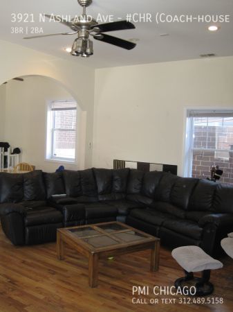 Foto del edificio - 3921 N Ashland Ave